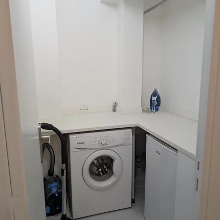 Le Landel - 3 Pieces Entierement Renove, Climatise Avec Parking * Ментона